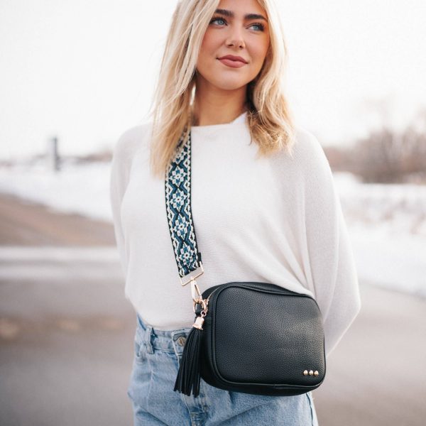 Willow Camera Crossbody Bag: Navy - Image 9