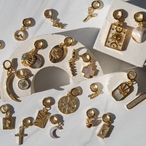 Charm Bar