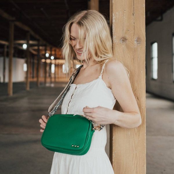 Willow Camera Crossbody Bag: Navy - Image 13