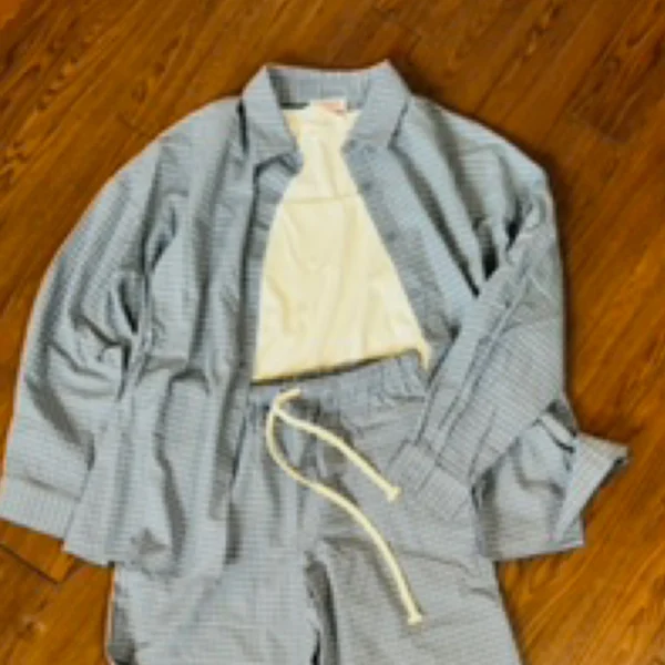 Blue checkered button down - Image 4