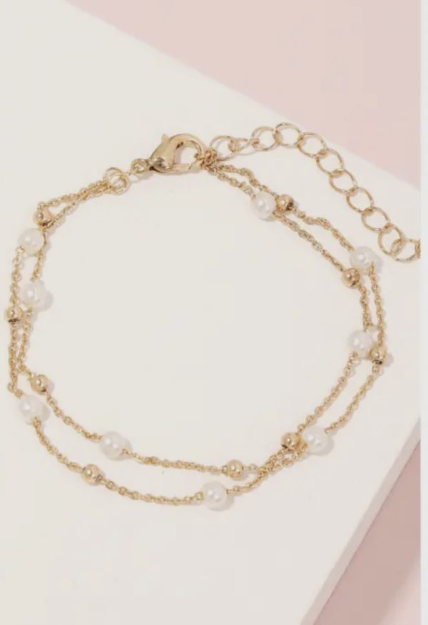 Pearl beaded bracelet