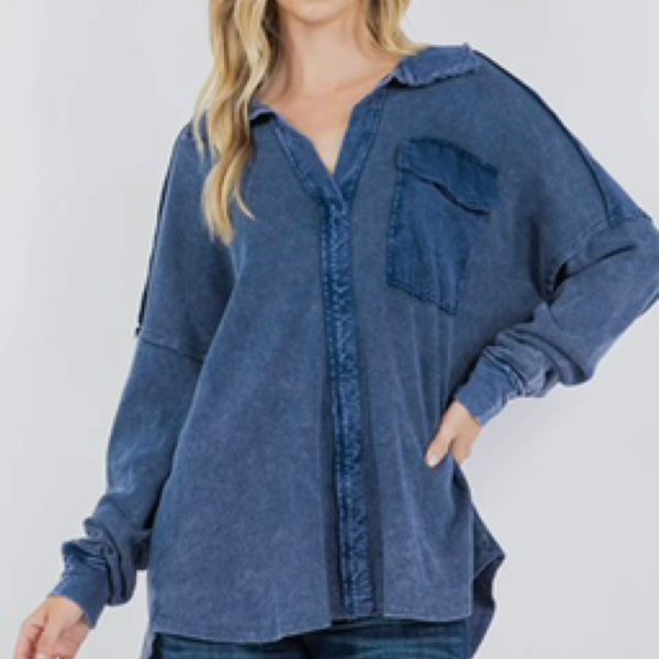 Navy Mineral Wash VNeck