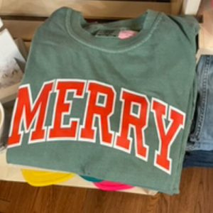 Merry Tee