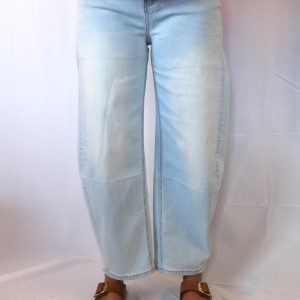 Soft Wash Barrel Jeans