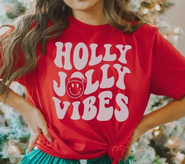 Holly Jolly Tee - Green